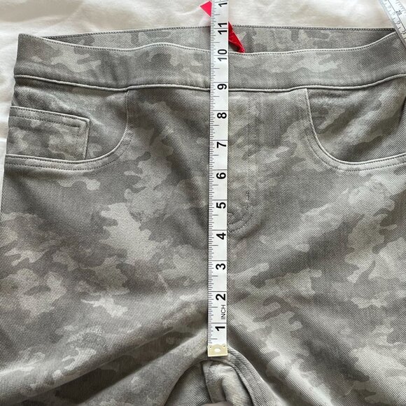 SPANX Stone Wash Camo Jean-ish Ankle Jegging Green Size Medium‎ - Picture 13 of 14